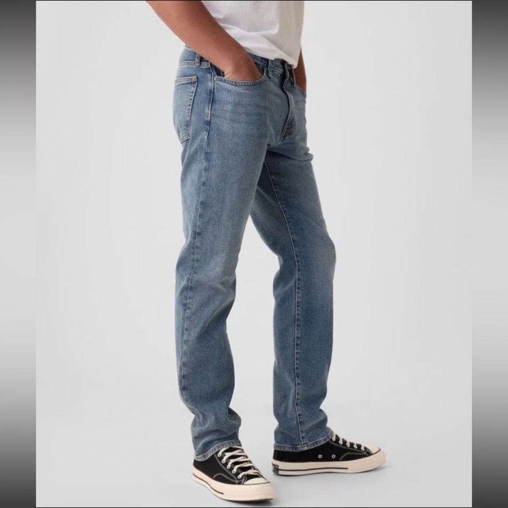 GAP Mens Straight Medium Wash Denim Jeans | 33/30